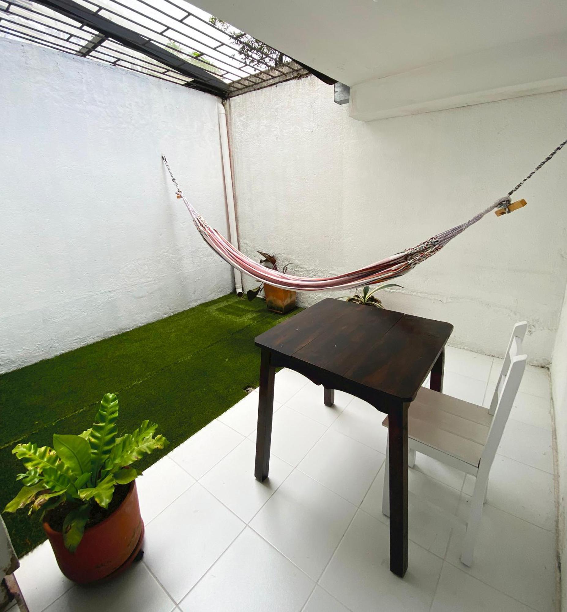 Отель Ayenda 1224 Pixel House (Adults Only) Медельин Экстерьер фото