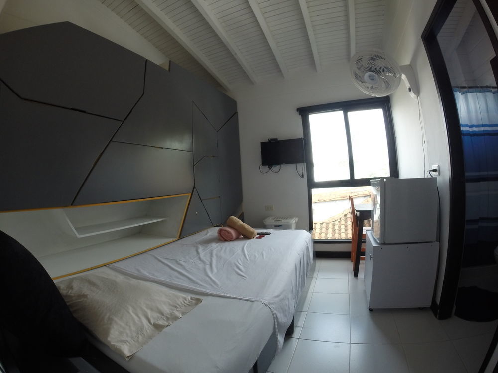 Отель Ayenda 1224 Pixel House (Adults Only) Медельин Экстерьер фото