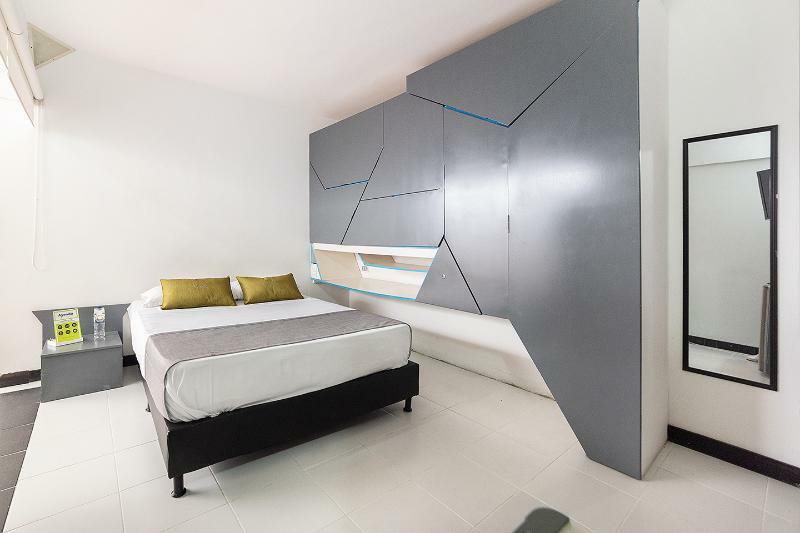 Отель Ayenda 1224 Pixel House (Adults Only) Медельин Экстерьер фото